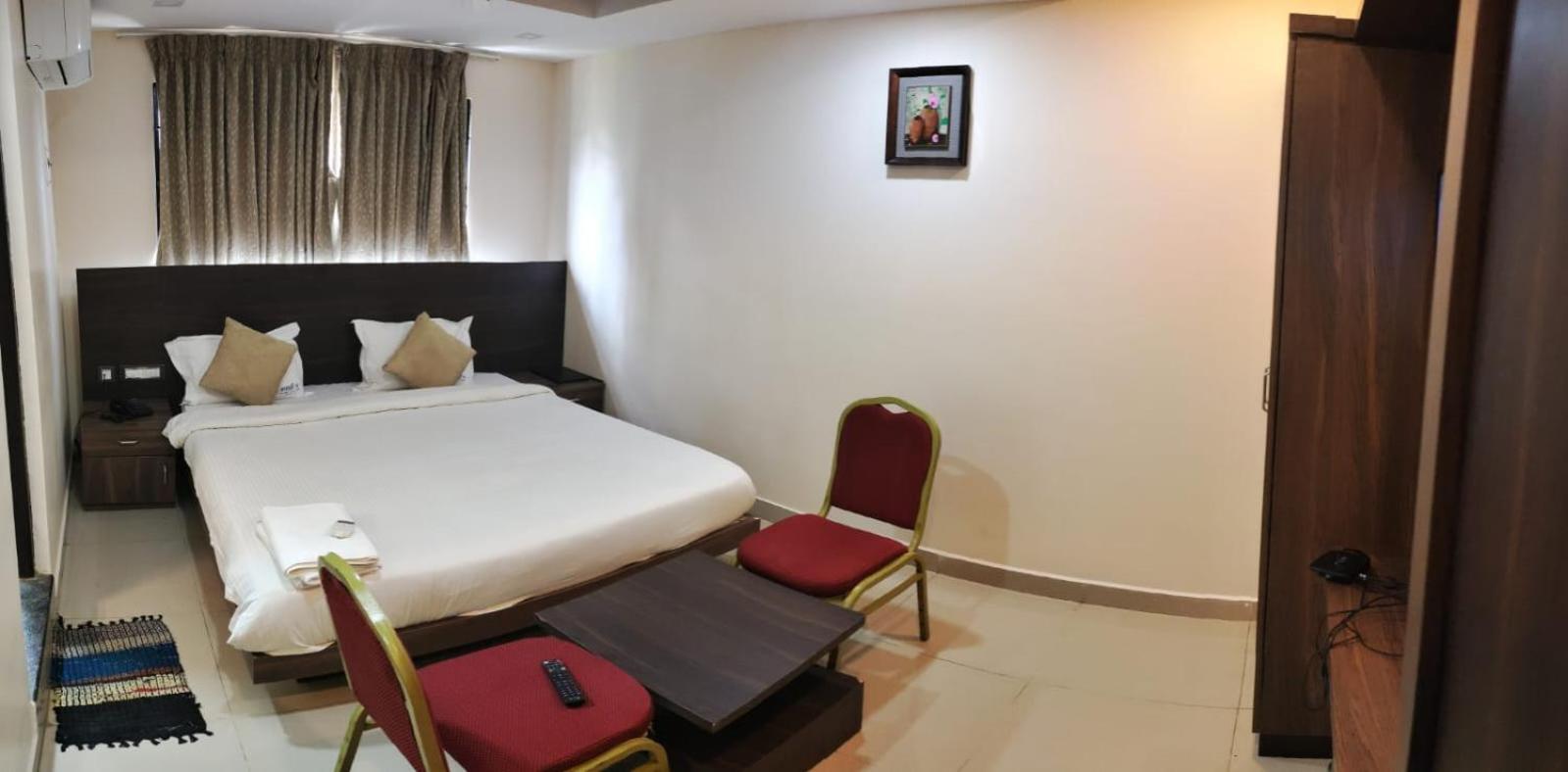 Hotel Sami V Landmarks Arantāngi Kültér fotó